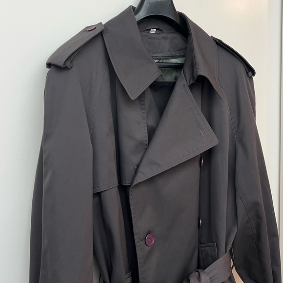 TIP TOP TAILORS | Vintage Charcoal Gray Oversized Fashionable Trench Coat - Picture 10 of 16
